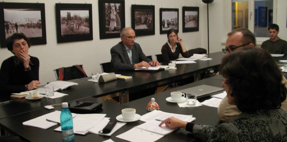 Seminar CELFIS: Gheorghe Stefanov (Universitatea din Bucuresti) – Rule embedding artifacts
