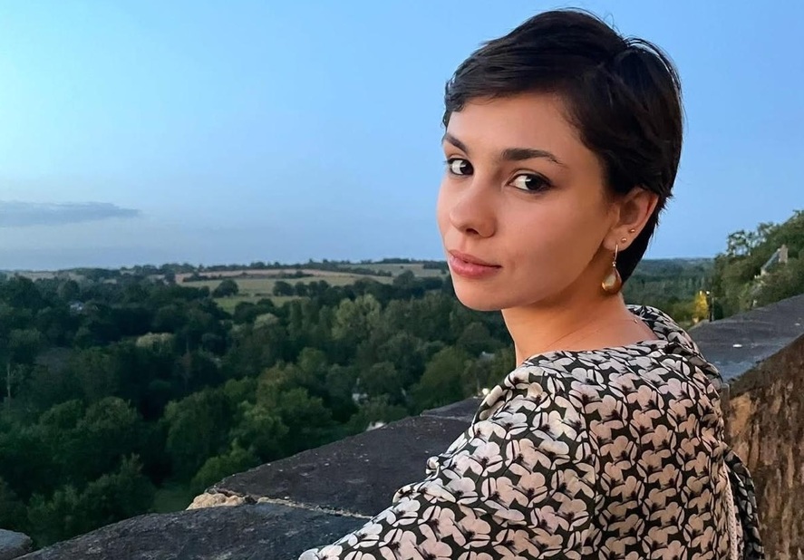 Studenta noastră, Anna Sava, admisă la Cambridge – un interviu despre educație și responsabilitate